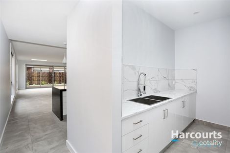 Property photo of 1/23 Wotan Drive Epping VIC 3076