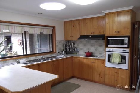 Property photo of 3 Jason Street Warrnambool VIC 3280