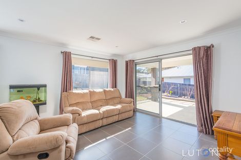 Property photo of 8 Rangiari Street Bonner ACT 2914