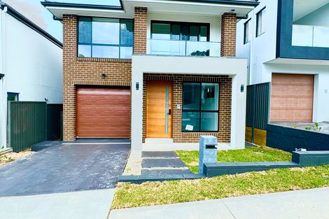 19 Windeyer St, Rouse Hill, NSW 2155