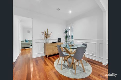 Property photo of 65 Bowral Loop Craigieburn VIC 3064