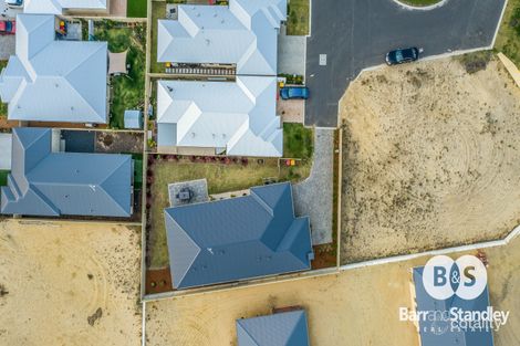 Property photo of 17 Resolve Crescent Eaton WA 6232