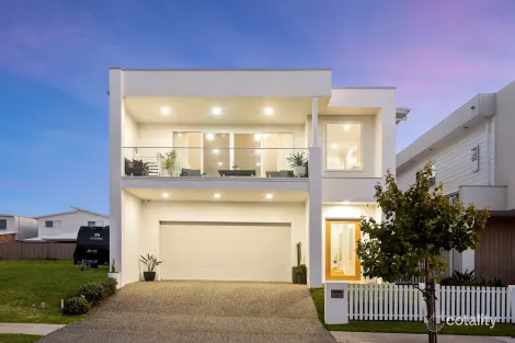 8 Catamaran Ave, Shell Cove, NSW 2529