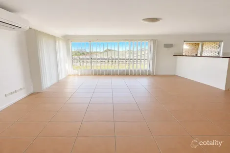 Property photo of 40 Crestridge Crescent Morayfield QLD 4506