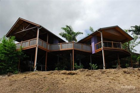 Property photo of 6 Daydream Court Cannonvale QLD 4802