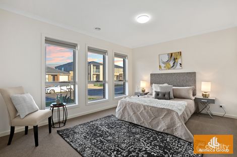 Property photo of 5 Whalers Street Point Cook VIC 3030