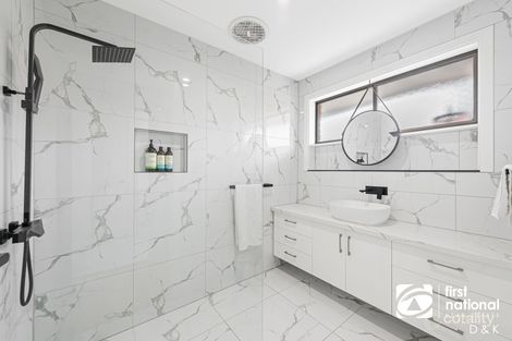 Property photo of 6 Hedgerow Court Albanvale VIC 3021