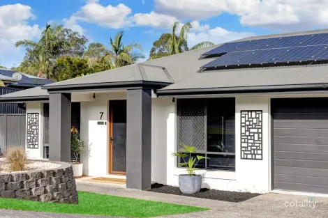 7 Eric Dr, Blackstone, QLD 4304