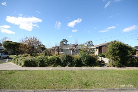 Property photo of 2 Glen Barry Road Wantirna VIC 3152