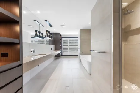 Property photo of 11 Honeyeater Place Rochedale QLD 4123