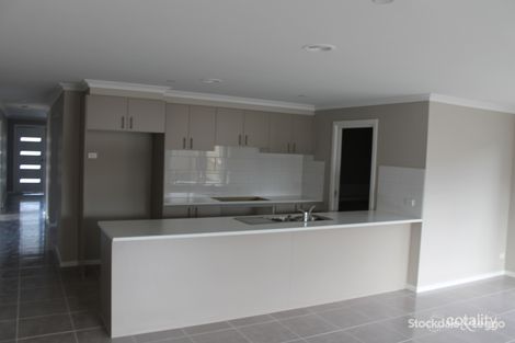 Property photo of 28 Water Lily Road Bunyip VIC 3815