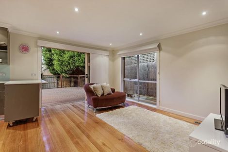 Property photo of 2 Tidcombe Crescent Doncaster East VIC 3109
