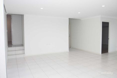 Property photo of 1/60 Annabelle Crescent Upper Coomera QLD 4209