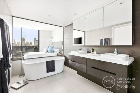 Property photo of 3302/100 Lorimer Street Docklands VIC 3008