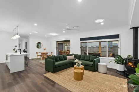 Property photo of 72 Carpenter Drive Ripley QLD 4306