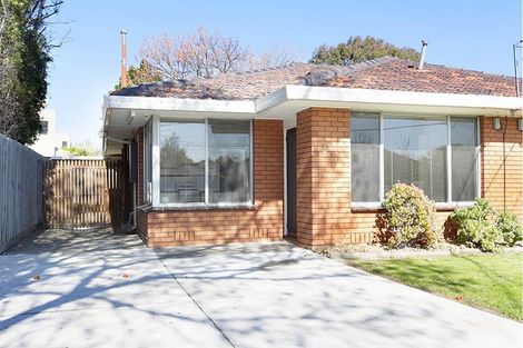 2/16 Koonalda Gr, Dandenong North, VIC 3175