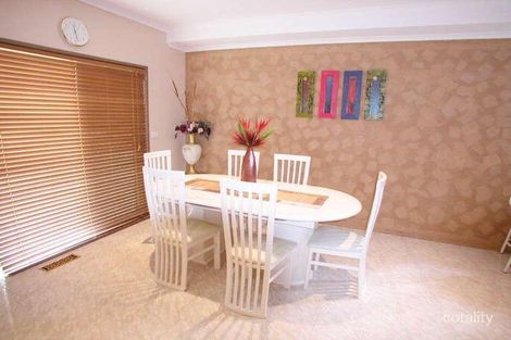 Property photo of 9 Manuka Place Meadow Heights VIC 3048