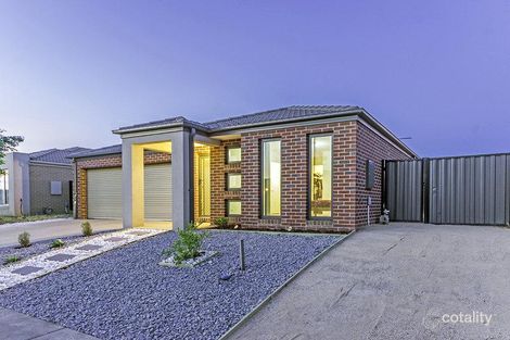 Property photo of 18 Billabong Crescent Tarneit VIC 3029