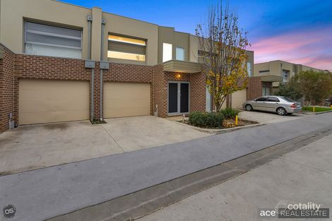 Property photo of 28/5 Thomas Carr Drive Tarneit VIC 3029