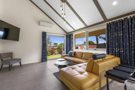 Property photo of 29 Skiddaw Crescent Warrnambool VIC 3280