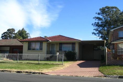 3 Monash Pl, Bonnyrigg, NSW 2177