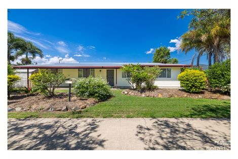 11 Bruigom St, Norman Gardens, QLD 4701