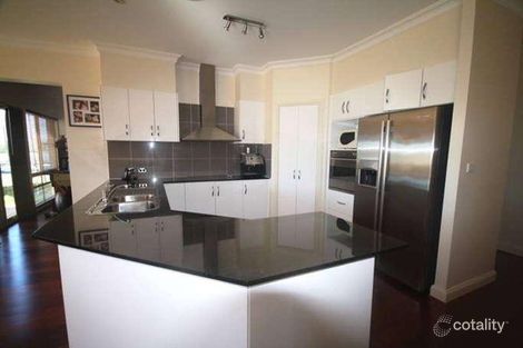 Property photo of 2 Tranquil Close Louth Park NSW 2320