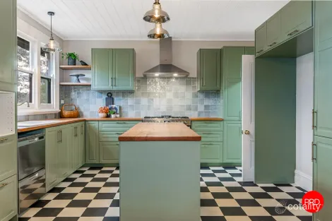 Property photo of 47 Hamlet Street Quarry Hill VIC 3550