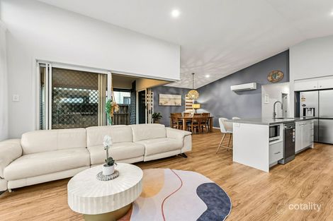 Property photo of 9 Kite Close Pallara QLD 4110