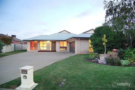 Property photo of 26 Menindee Crescent Kialla VIC 3631