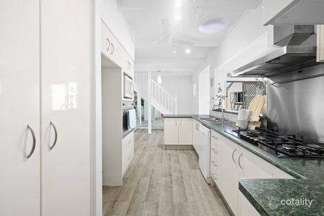 Property photo of 35 Savoy Drive Broadbeach Waters QLD 4218