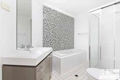 Property photo of 2/22-26 Dobson Crescent Baulkham Hills NSW 2153