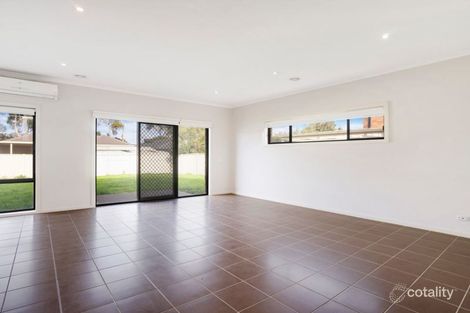 Property photo of 8 Inverness Court Cairnlea VIC 3023