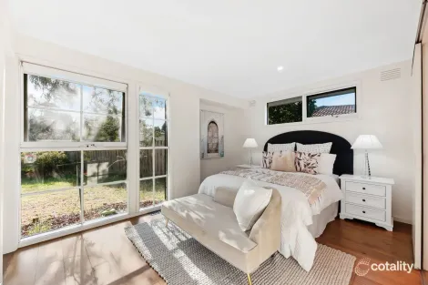 Property photo of 38 Excalibur Avenue Glen Waverley VIC 3150
