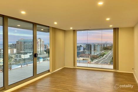702/30 Burelli St, Wollongong, NSW 2500