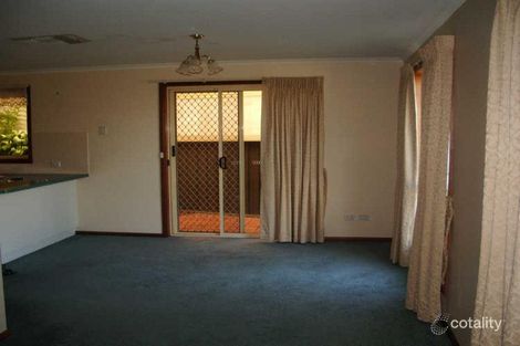 Property photo of 32 Poole Boulevard Swan Hill VIC 3585