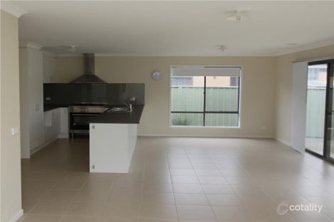 Property photo of 20 Reddington Way Wyndham Vale VIC 3024
