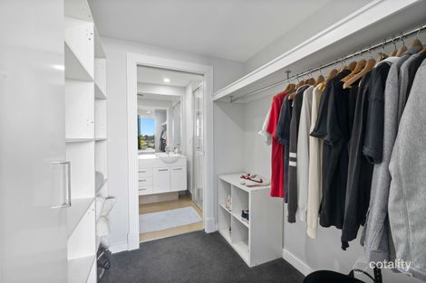 Property photo of 605/41 Harbour Town Drive Biggera Waters QLD 4216