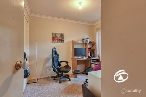 Property photo of 40 Pentland Drive Narre Warren VIC 3805