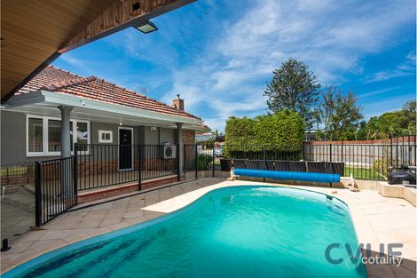 Property photo of 17 Bedford Road Ardross WA 6153