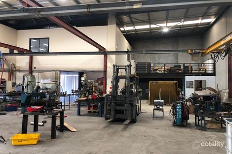 24 Anzac Ave, Smeaton Grange, NSW 2567