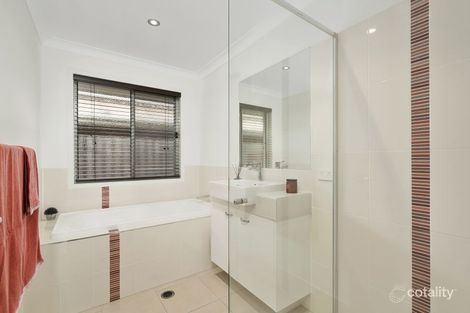 Property photo of 28 Severn Crescent North Lakes QLD 4509