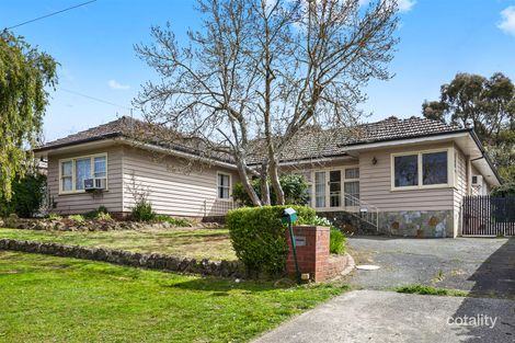 Property photo of 2 Heather Avenue Mount Clear VIC 3350
