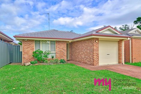 Property photo of 22 Meredith Crescent St Helens Park NSW 2560