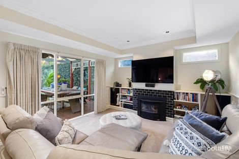 Property photo of 16 Cootamundra Crescent Blackburn VIC 3130