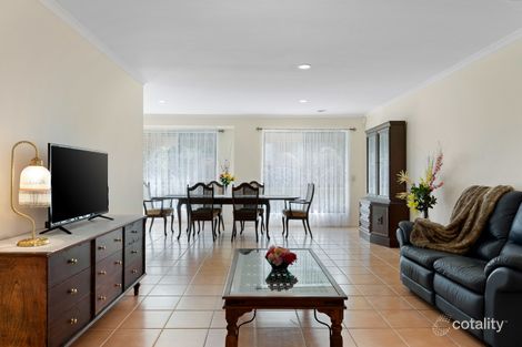 Property photo of 35 Kenswick Drive Hillside VIC 3037