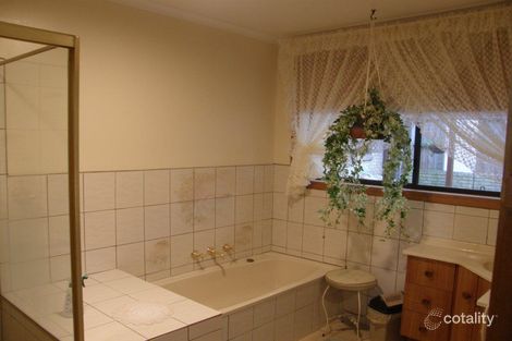 Property photo of 8 Quail Court Traralgon VIC 3844