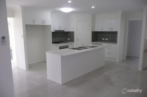 Property photo of 2 Headland Drive Birtinya QLD 4575