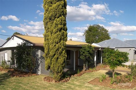 Property photo of 1 Devon Street Newtown QLD 4350