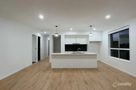 16 Lovage St, Greenbank, QLD 4124